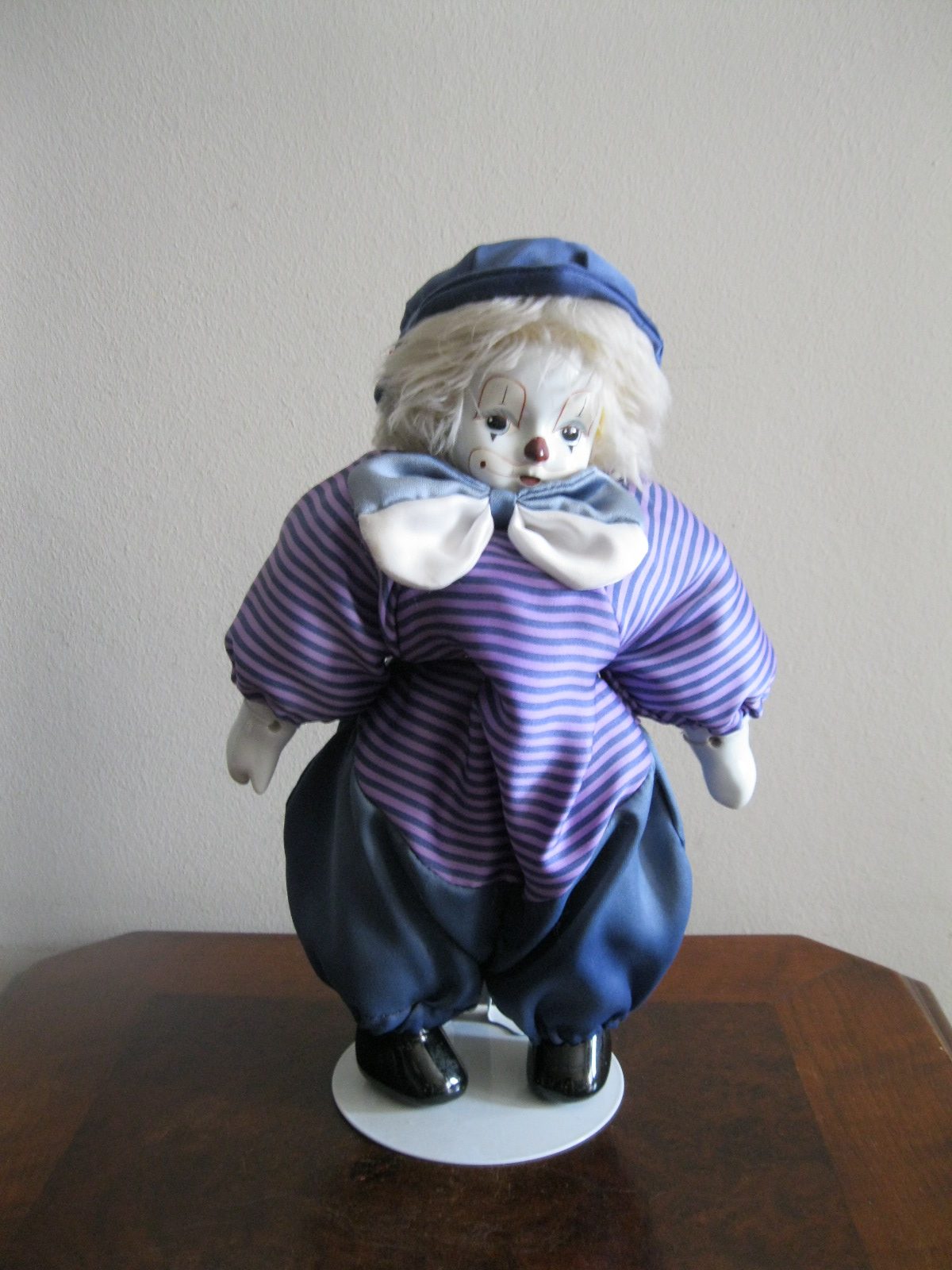 LALKA PORCELANOWA KOLEKCJONERSKA KLOWN - obrazek 3