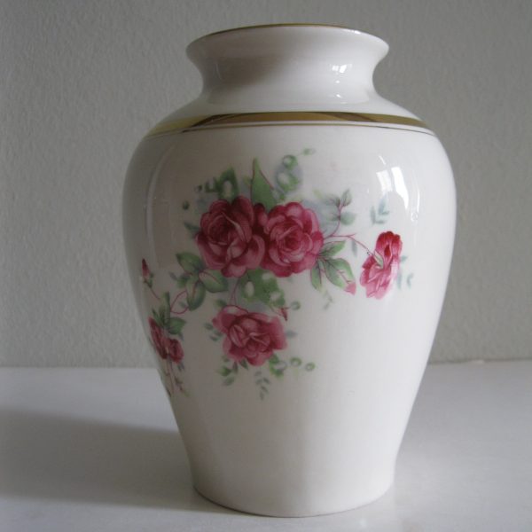 STARY WAZON W RÓŻE CHODZIEŻ  LATA 60 - te