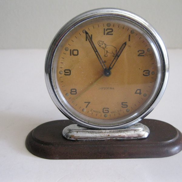 STARY MECHANICZNY ROSYJSKI BUDZIK - DRUŻBA