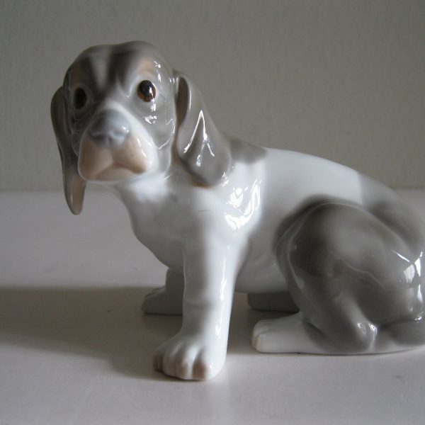 STARA FIGURKA PIES W ŁATY