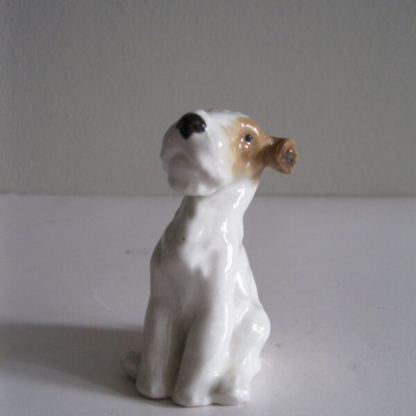 STARA PORCELANOWA FIGURKA PIES TERIER