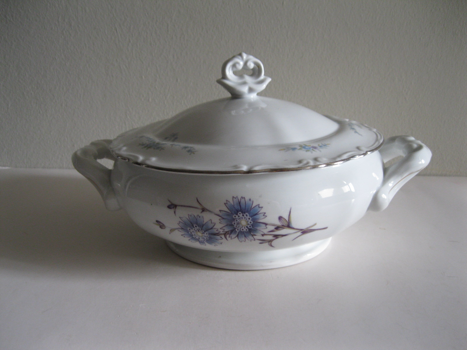 STARA PORCELANOWA WAZA CHODZIEŻ