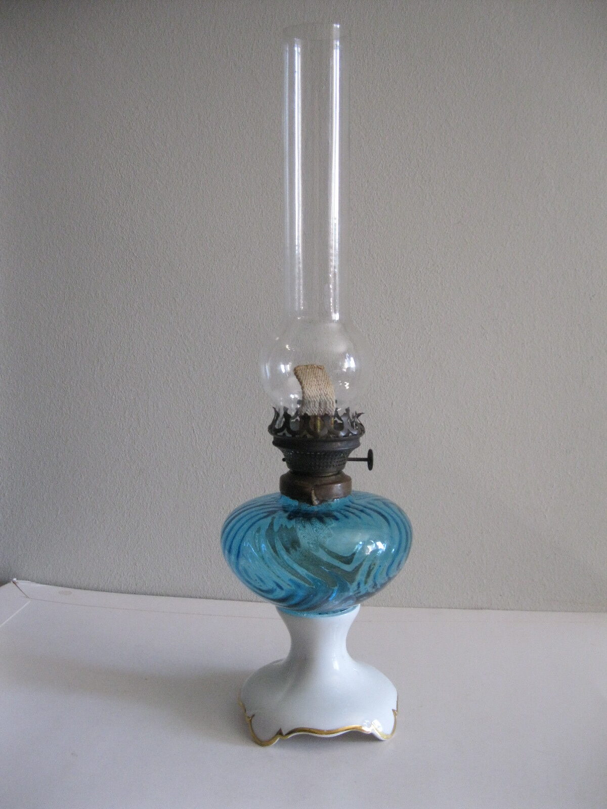 STARA FRANCUSKA PORCELANOWA LAMPA NAFTOWA LIMOGES