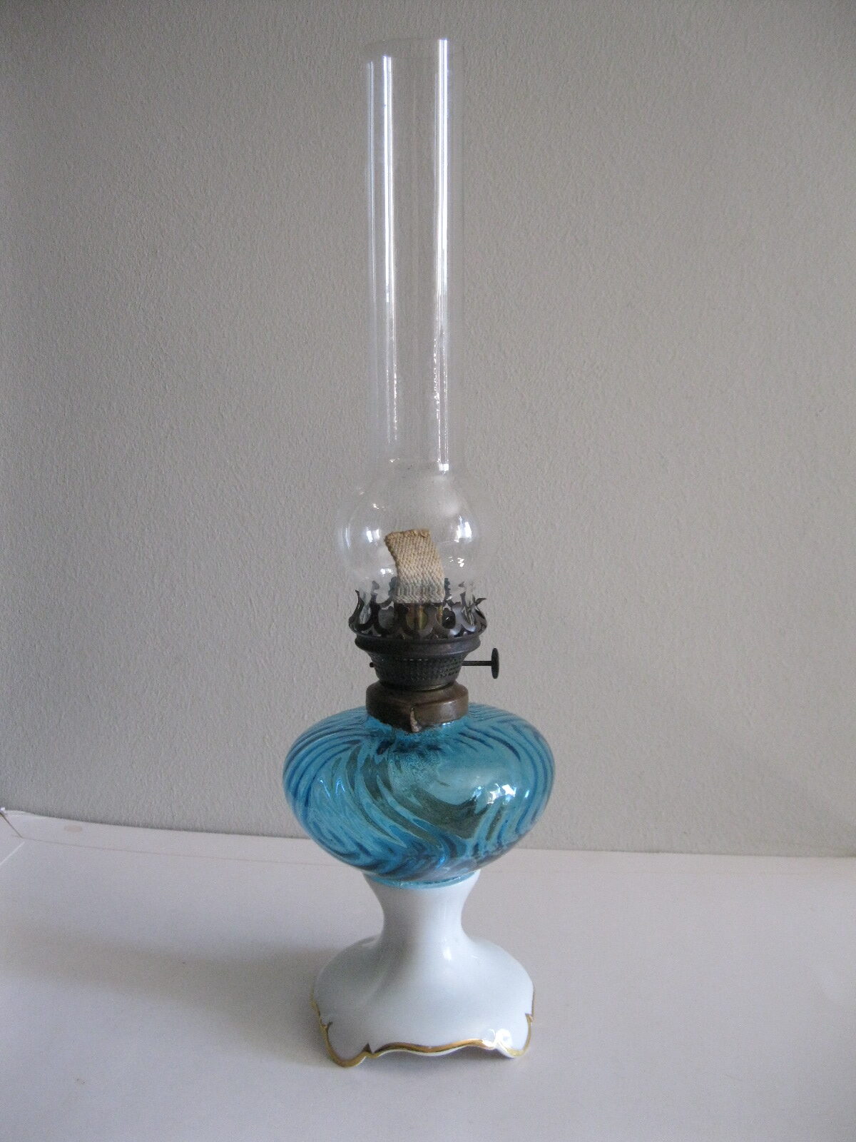 STARA FRANCUSKA PORCELANOWA LAMPA NAFTOWA LIMOGES - obrazek 4