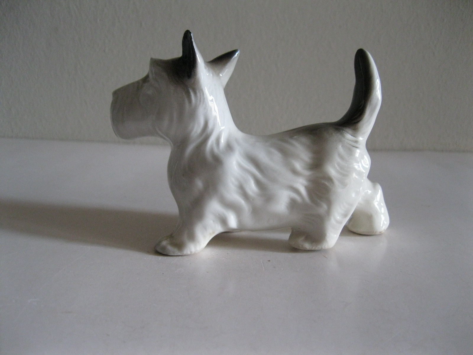 STARA PORCELANOWA FIGURKA PIES TERIER - obrazek 10